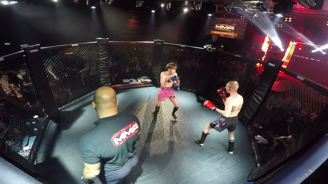 SUNDERLAND | ULTRA MMA | LEON ROSS VS LUCAS GIBBONS