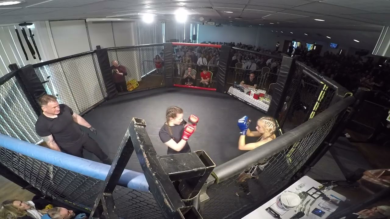 EXETER | ULTRA MMA | ISABELLE HUNT VS KAYLEIGH WHITE