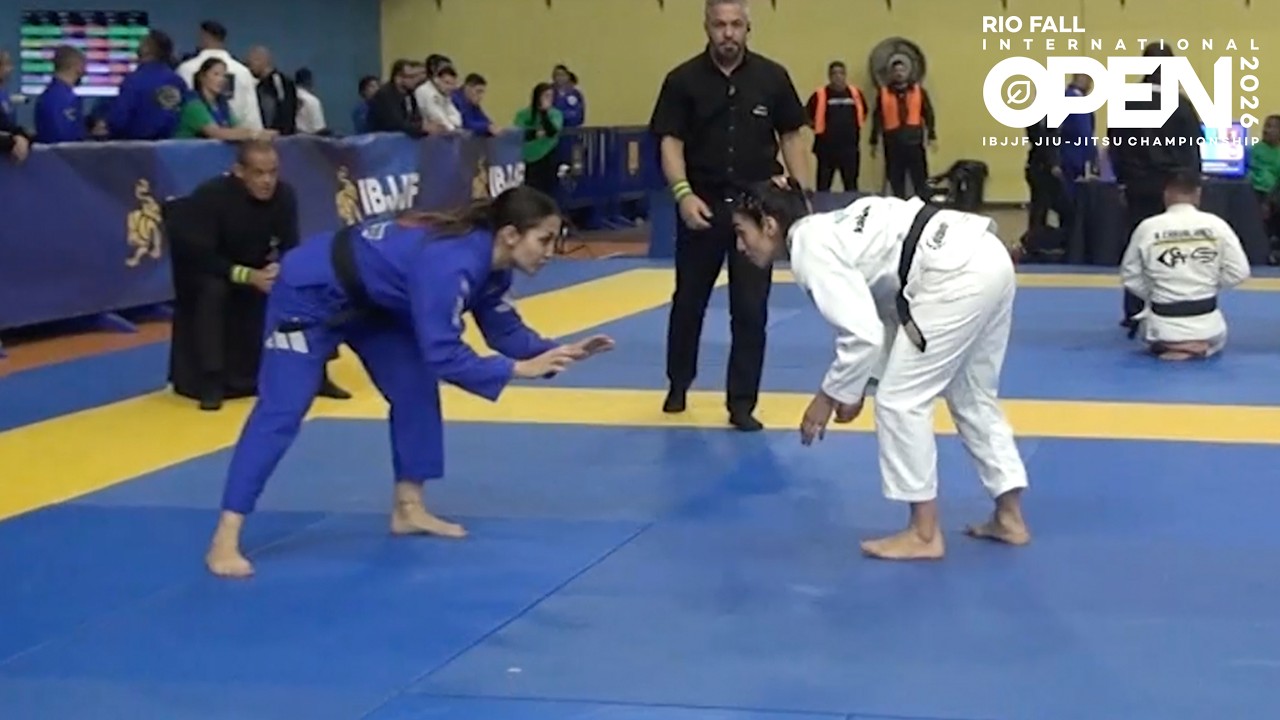 Sabrina Sousa vs Valentina Larrondo / Rio Fall Open 2026 background