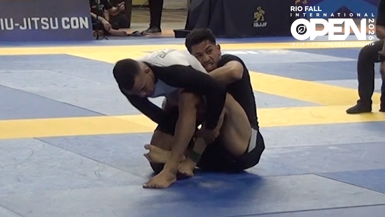 Mario Navarrete vs Leonardo Cruz / Rio Fall Open No-Gi 2026 background