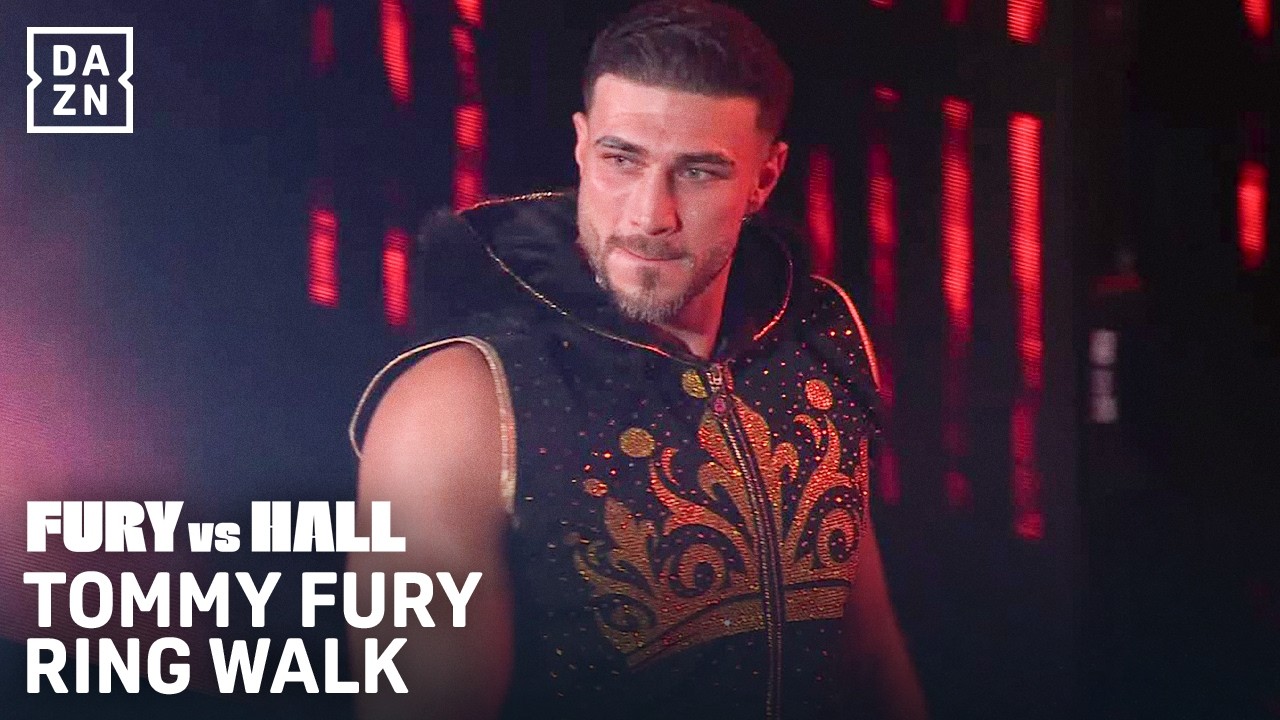 Tommy Fury makes his return ring walk in Manchester! background