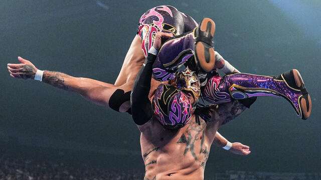 Rey Fenix vs. Axiom | AAA Cruiserweight Title Match: SmackDown highlights, June 12, 2026 background