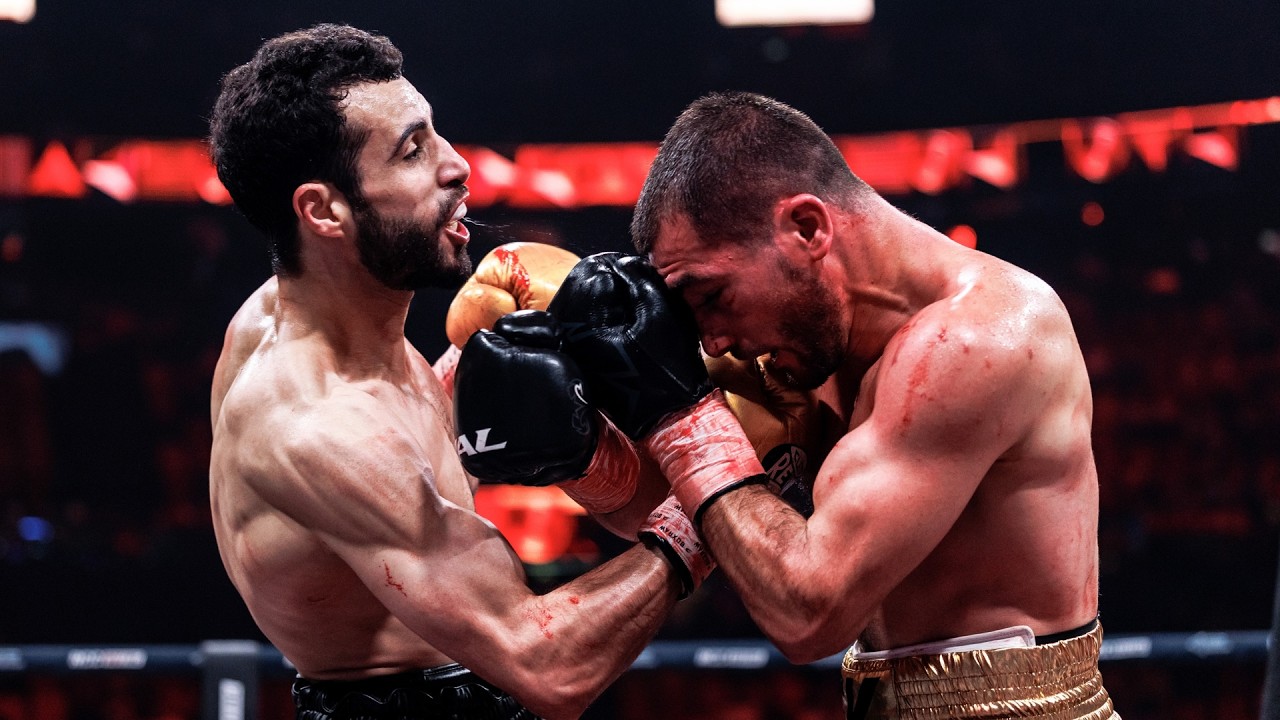 Порхал, как бабочка, жалил, как пчела! Валерий Оганисян vs Гор Хачатрян на масштабном шоу RCC