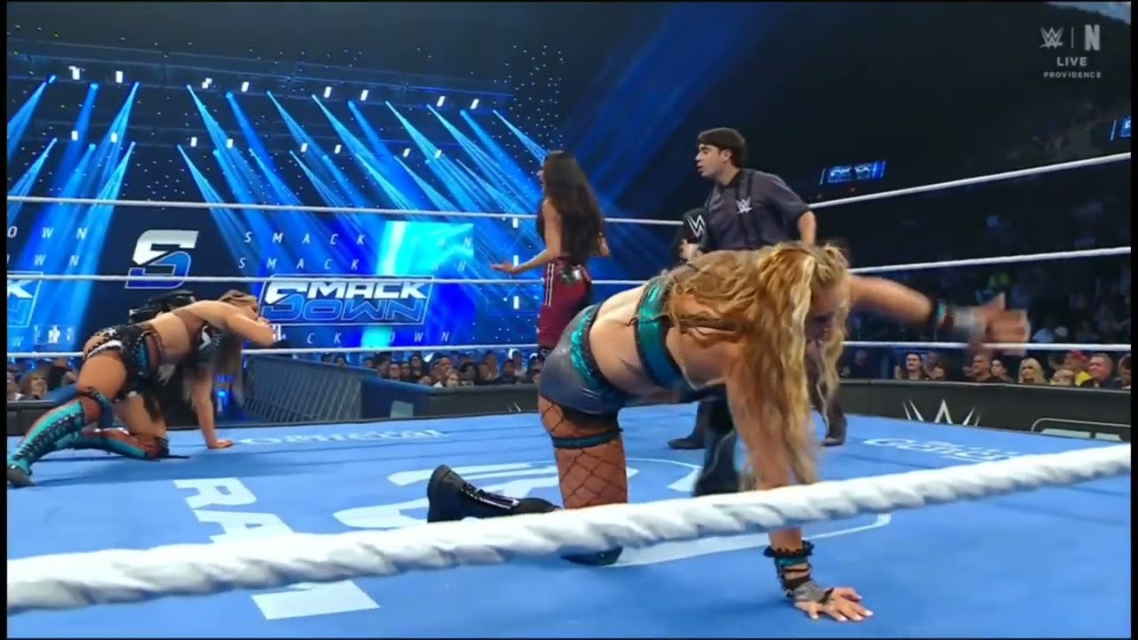 WWE SMACKDOWN BRIE BELLA & PAIGE VS FATAL INFLUENCE 06/12/26