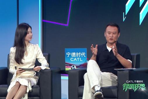 All three predict USA's first win! Li Xin says Paraguay has few distinctive features background