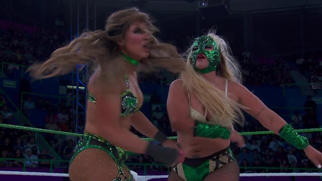 Mr. Iguana & Lola Vice vs. Joaquin Wilde & La Hiedra | Title Match: Lucha Libre AAA highlights background