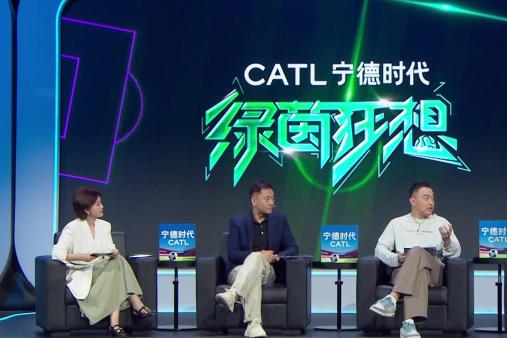 Feng Xiaoting humorously self-mocks after being teased: There are many types of players I'm afraid of background