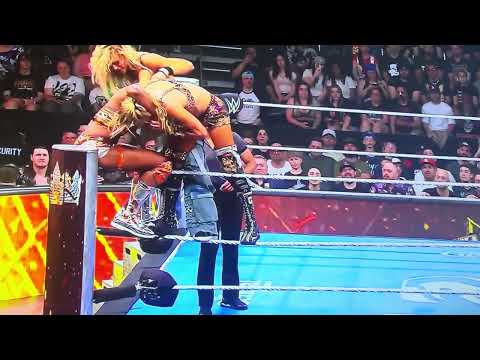 Jade Cargill Wig Comes Off During Wrestling