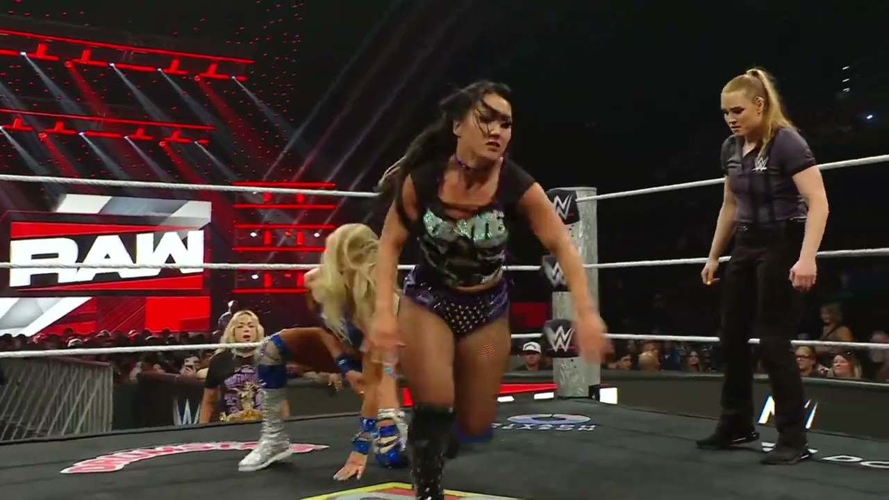 Charlotte Flair vs. Roxanne Perez: Raw, June 15, 2026 background
