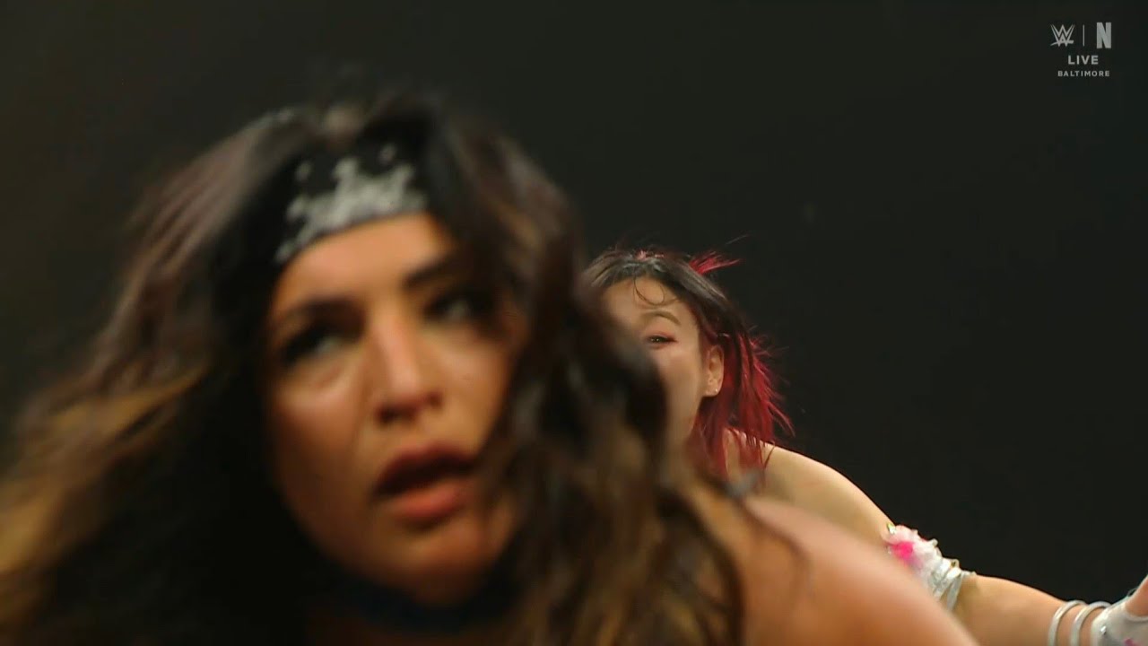 (2/2) Iyo Sky vs Raquel Rodriguez: Raw June 15 2026 background
