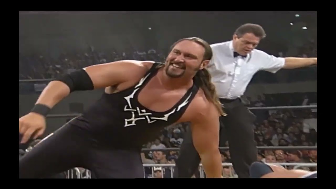 Brian Adams 😎 vs. Scott Hall🩸 (WCW Monday Nitro 28/12/1998)