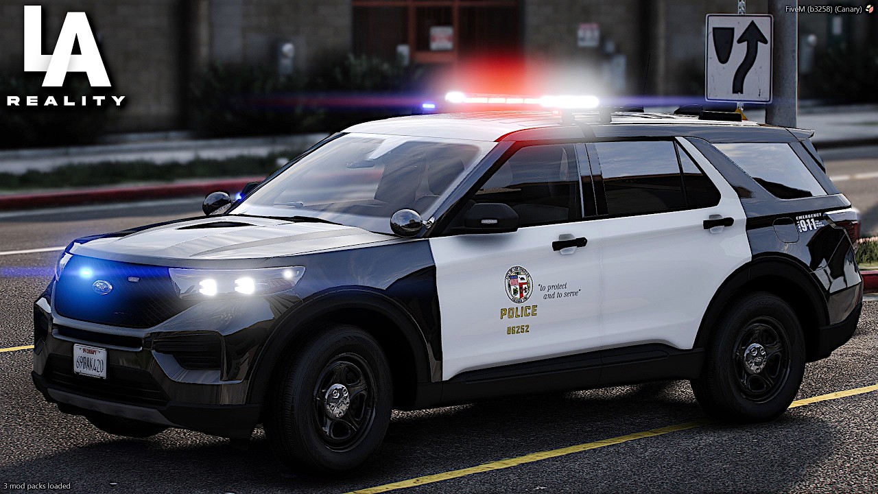 LAPD Patrol - Realistic FiveM Server (Also LIVE @Twitch.tv/InvictusLIVE) background