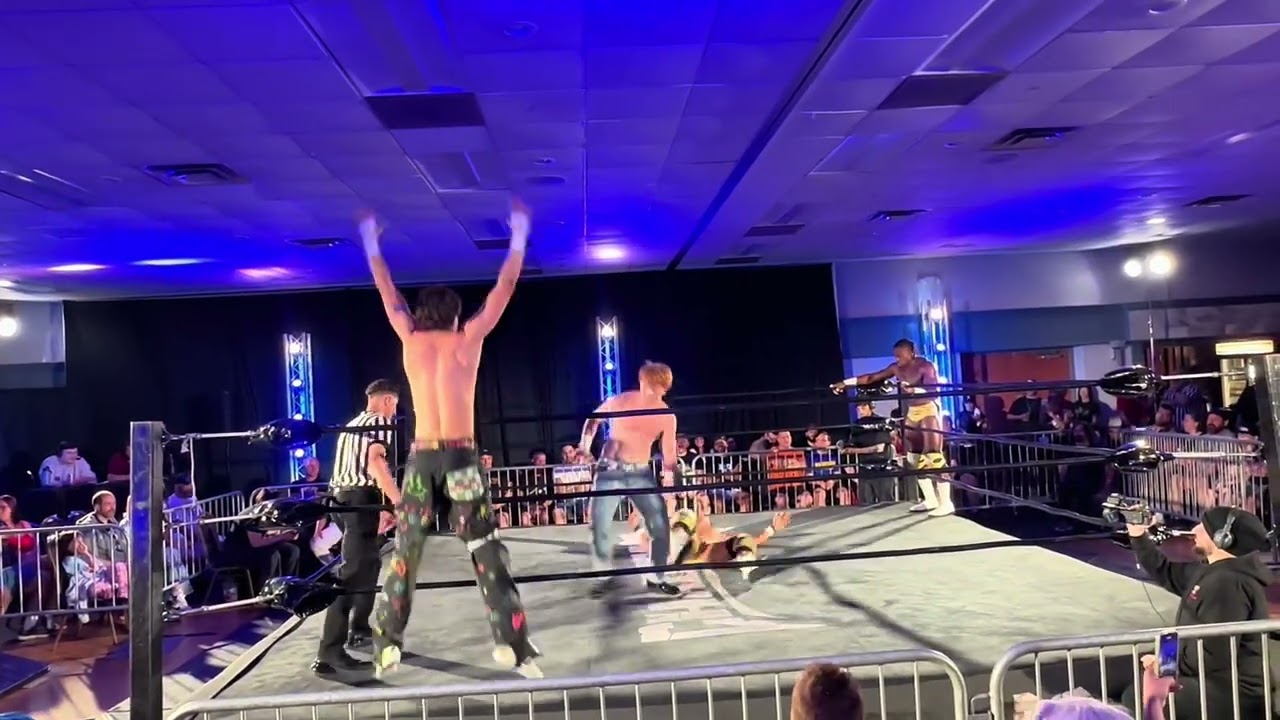 Chaotic Wrestling background
