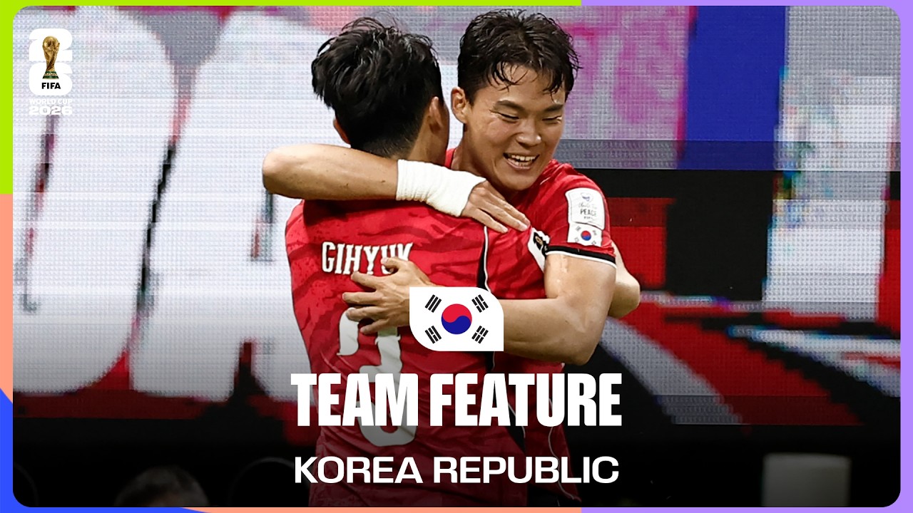 Team Feature: Korea Republic | Korea Players Enjoying The Mexican Experience background