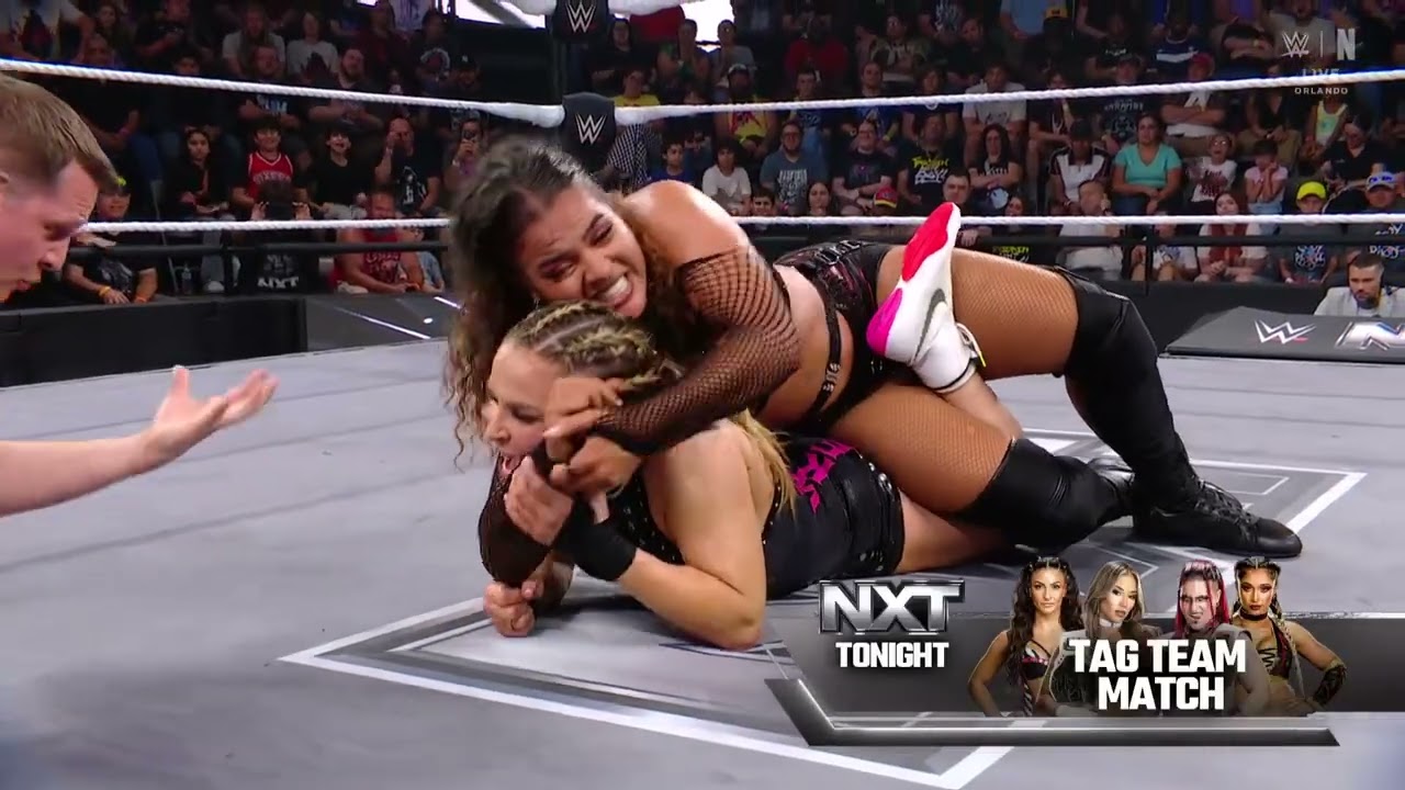 Nattie VS Jaida Parker 2/2 background
