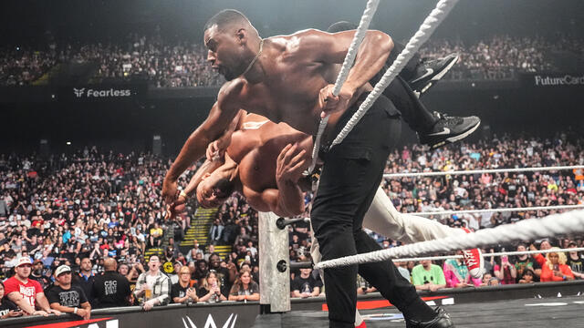 Angelo Dawkins returns as The Street Profits save Je’Von Evans from The Vision: Raw highlights background
