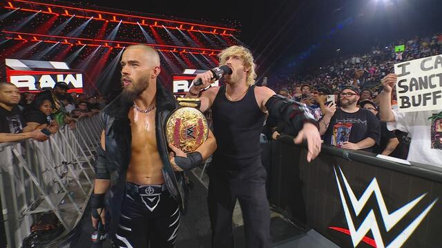 Je’Von Evans rejects Logan Paul’s offer to join The Vision: Raw highlights, June 15, 2026 background