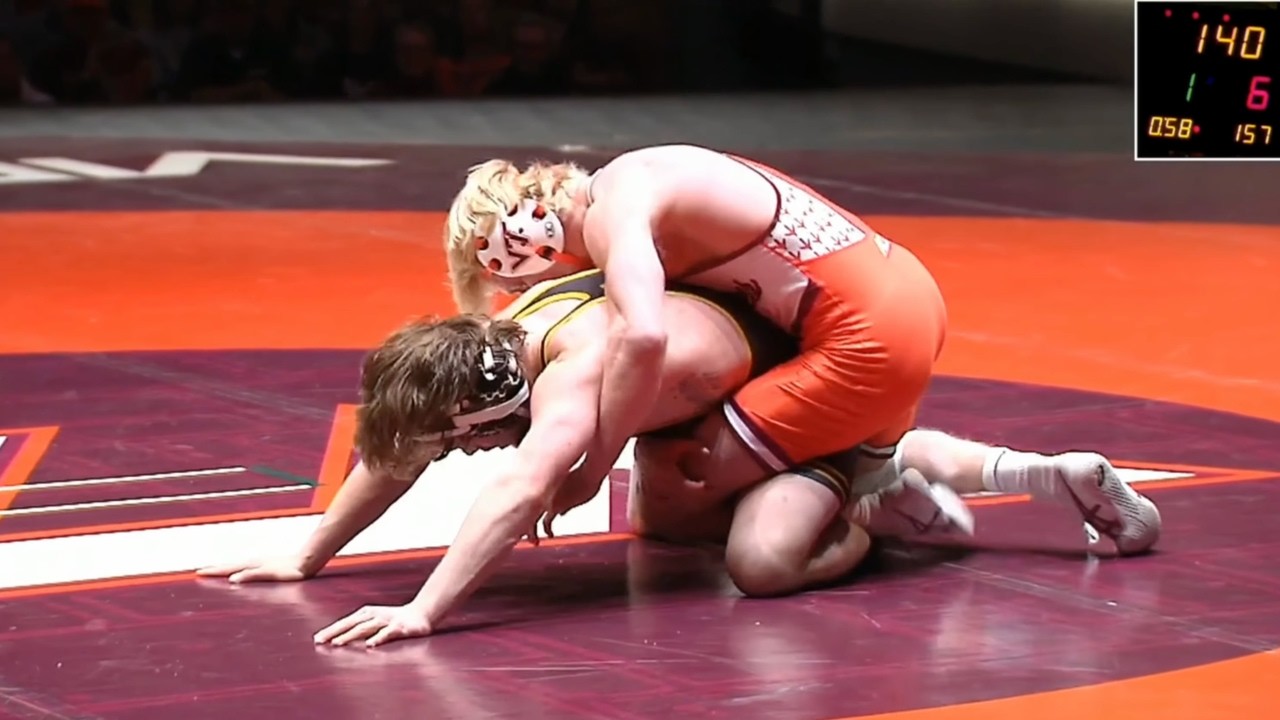 157lbs Ethen Miller (Virginia Tech) vs Jeremiah Price (App State) background