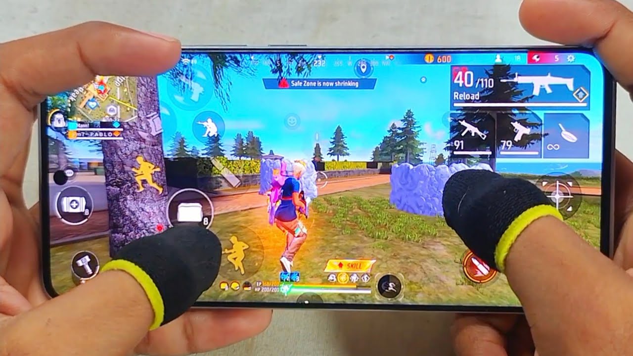 Freestyle Solo Vs Squad ЁЯОА Handcam тЪб Poco x7 Pro ЁЯУ▓ Free Fire Gameplay ЁЯОп background