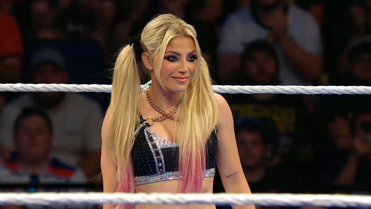 (1/2) Tiffany Stratton & Alexa Bliss vs Michin & B-Fab: SmackDown June 26 2026 background
