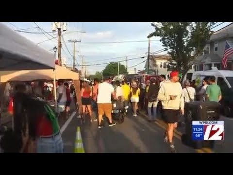 Hundreds gather in E.P. for Portugal watch party background