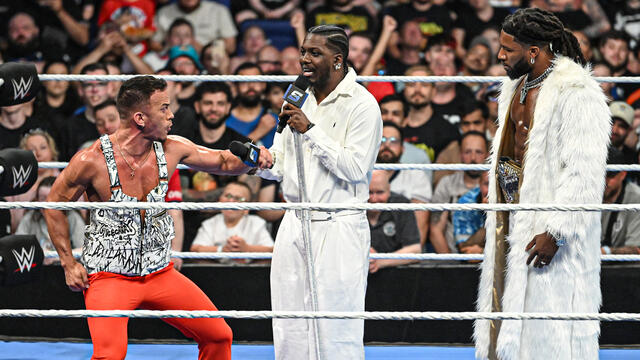 Ricky Saints blasts Trick Williams with a microphone: SmackDown highlights, June 26, 2026 background