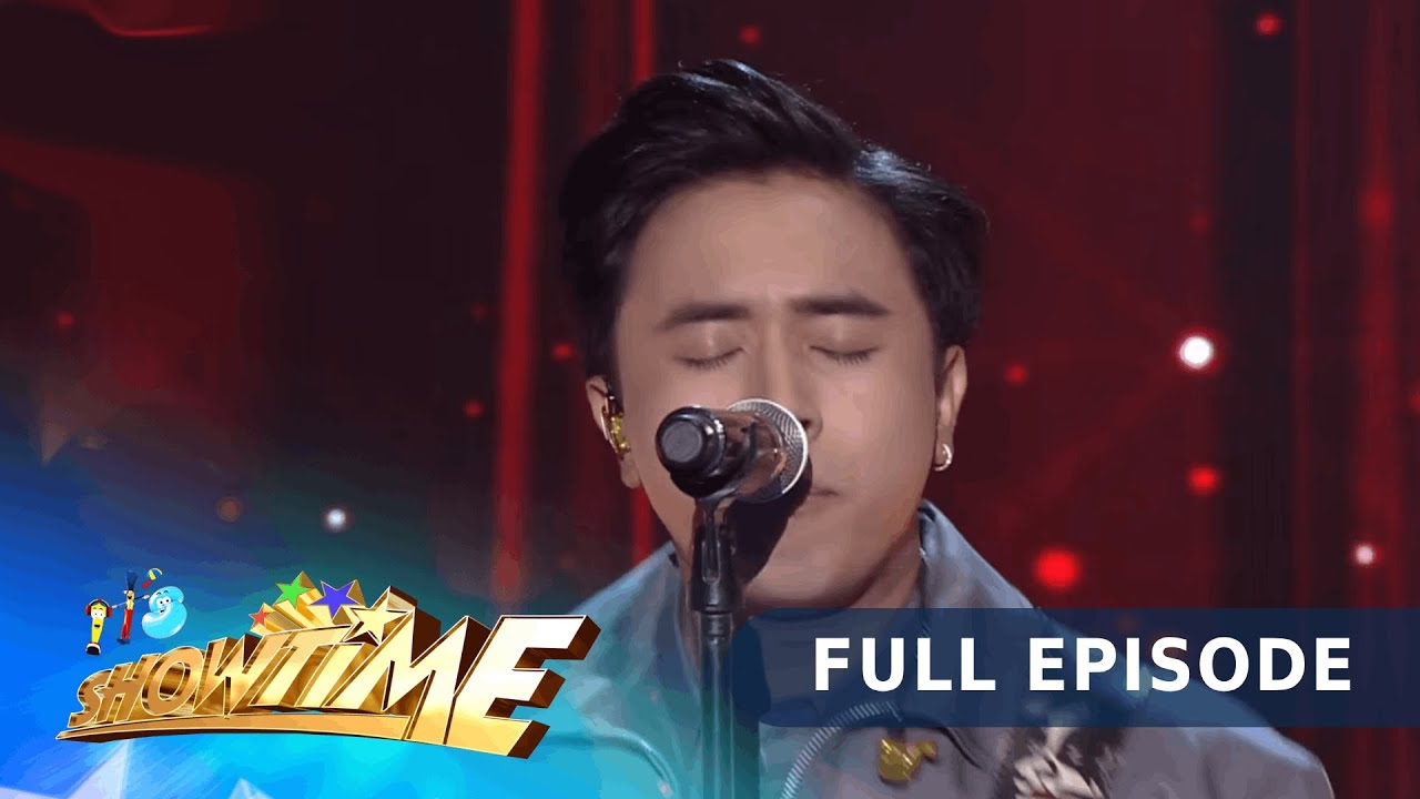 Rob Deniel hypes up the Madlang People with "Miss Miss"