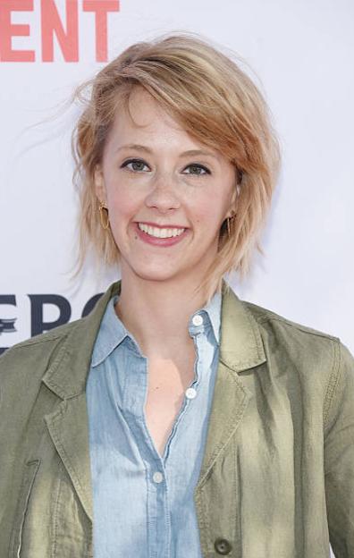 actor Erin Wagoner large photo