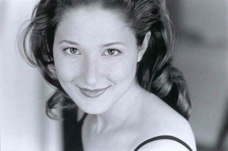 actor Maya Goldsmith large photo