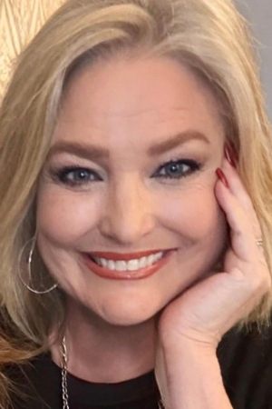 Kari Redmond portrait