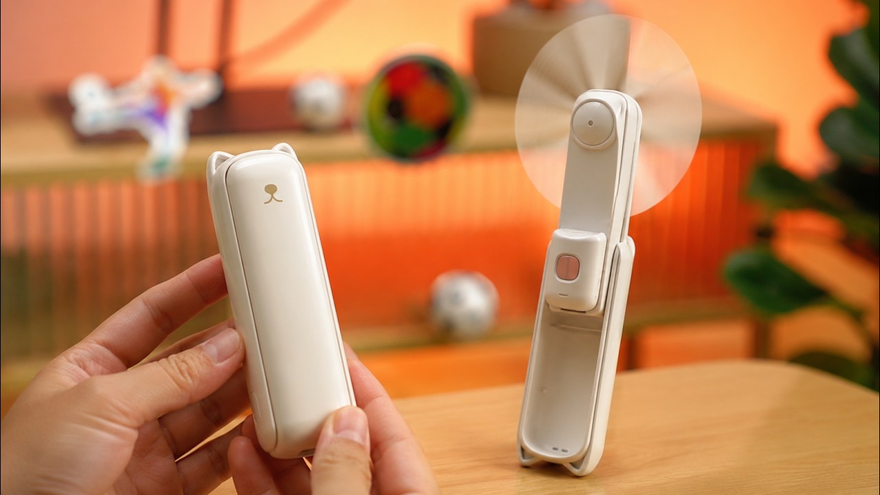 TOP Best-Selling Cute Cat 3-in-1 Handheld Mini Cooling Fan background