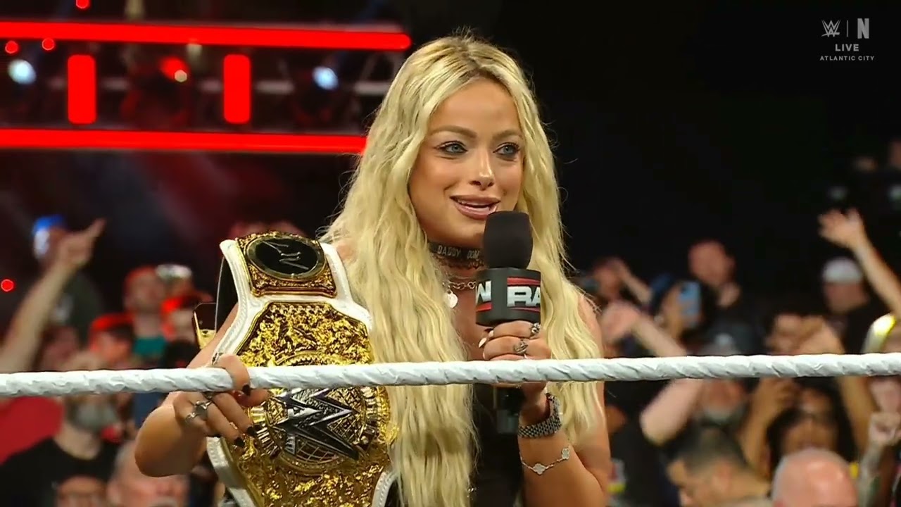 WWE RAW IYO SKY ENTRANCE 06/29/20 background