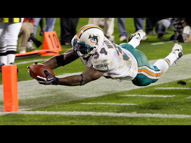 Top 10 Ricky Williams Plays | NFL background
