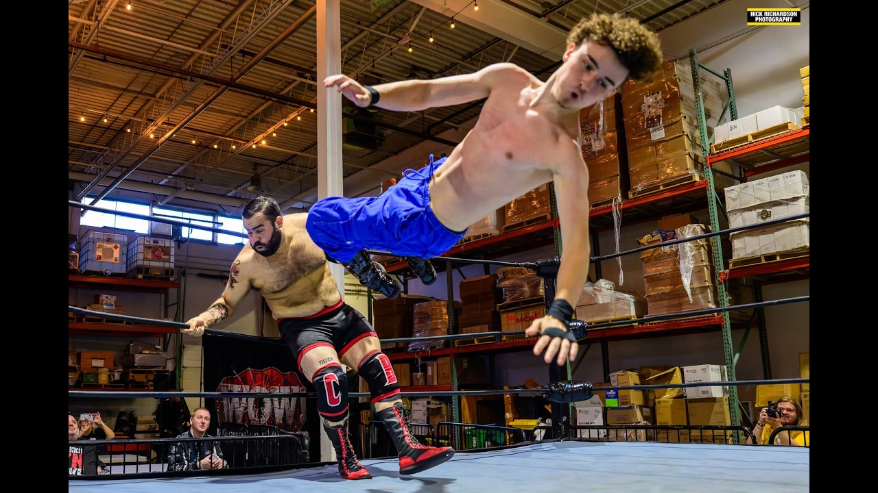 W.O.W - "The Track Suit Brute" Chris Benne v Anthony Vincent 2026-07-03 18:12 backdrop