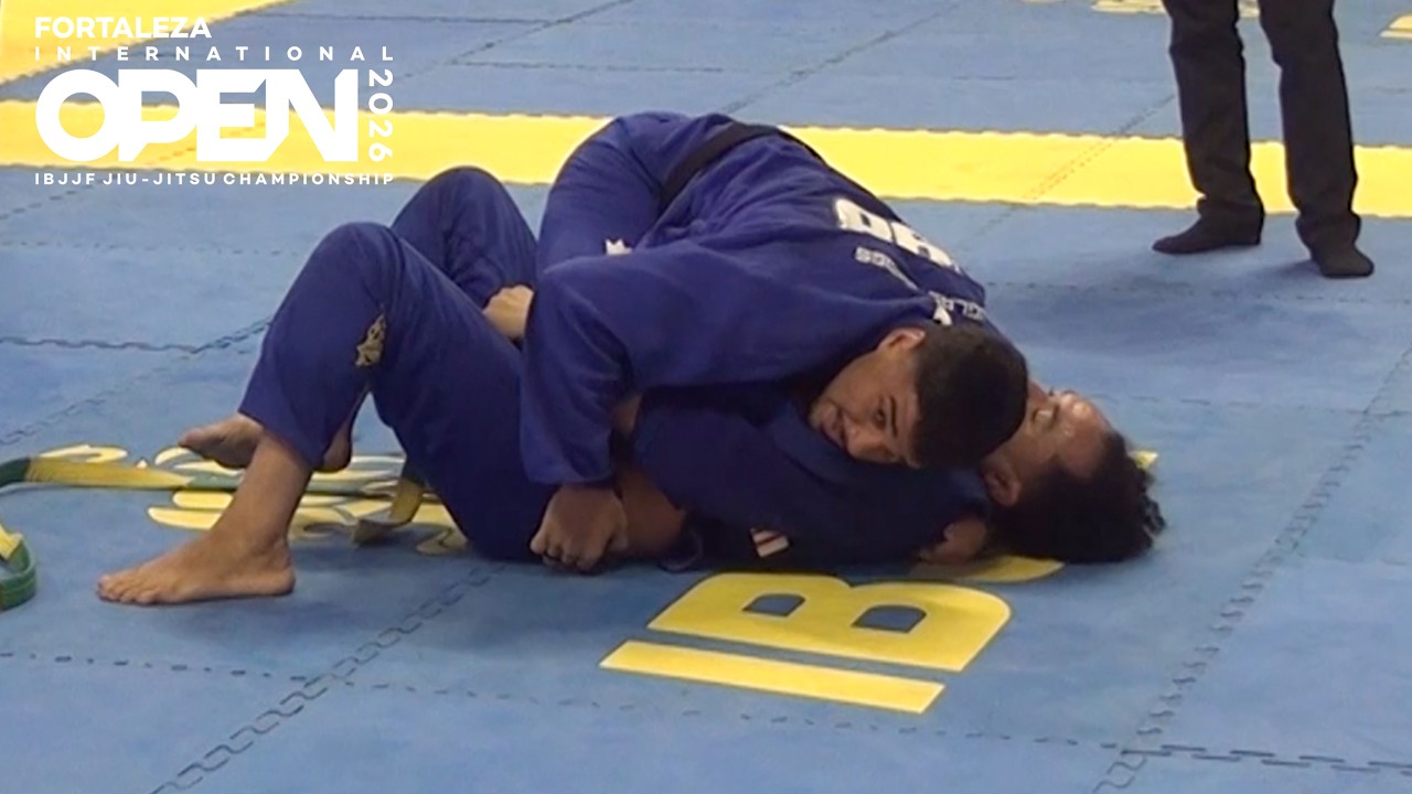 Douglas Soares vs Matheus Oliveira / Fortaleza Open 2026 background