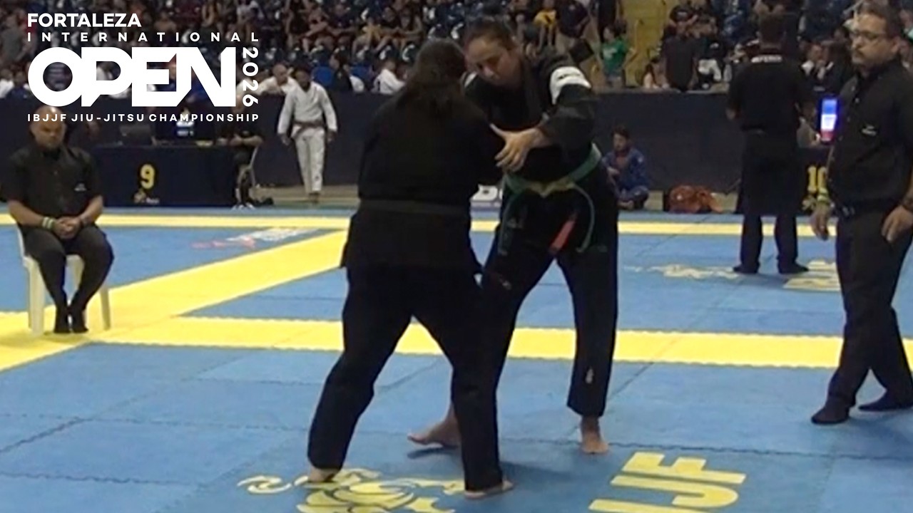 Luana Emanuelle vs Maria Daniele / Fortaleza Open 2026 backdrop