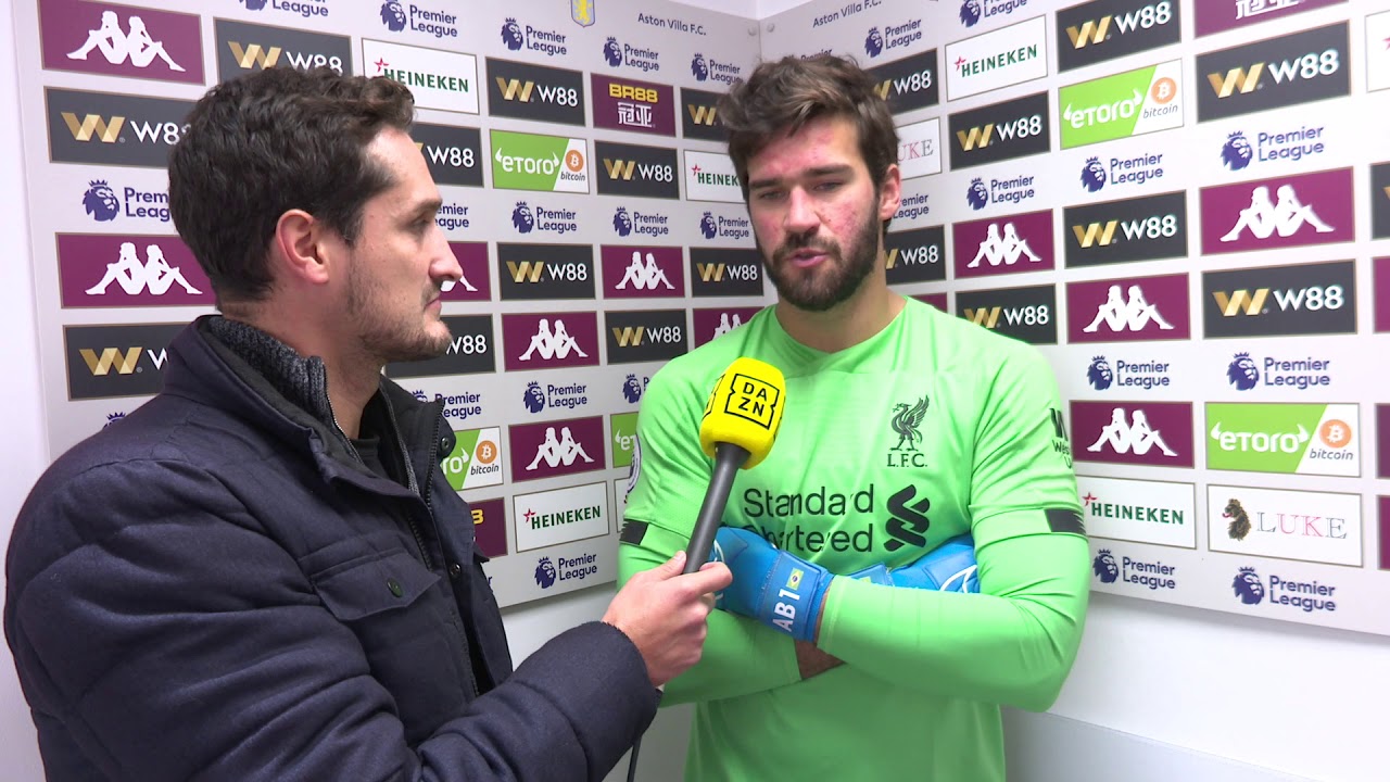 Alisson fala sobre o Mundial e analisa o Flamengo: "Vive momento mágico com o Mister". backdrop