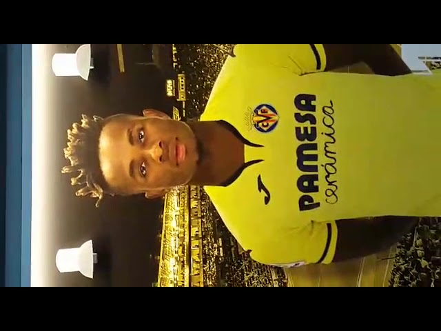 Alao's 'Live Commentary' at Chukwueze's Corner (Villarreal Dressing Room) background