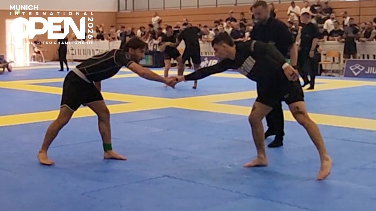 Batuhan Asig vs Robert Delic / Munich Open No-Gi 2026 background