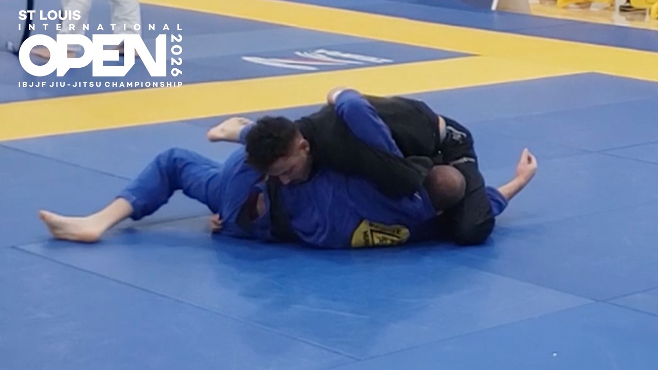 Eduardo Avelar vs Nicolas Arnel / St. Louis Open 2026 background