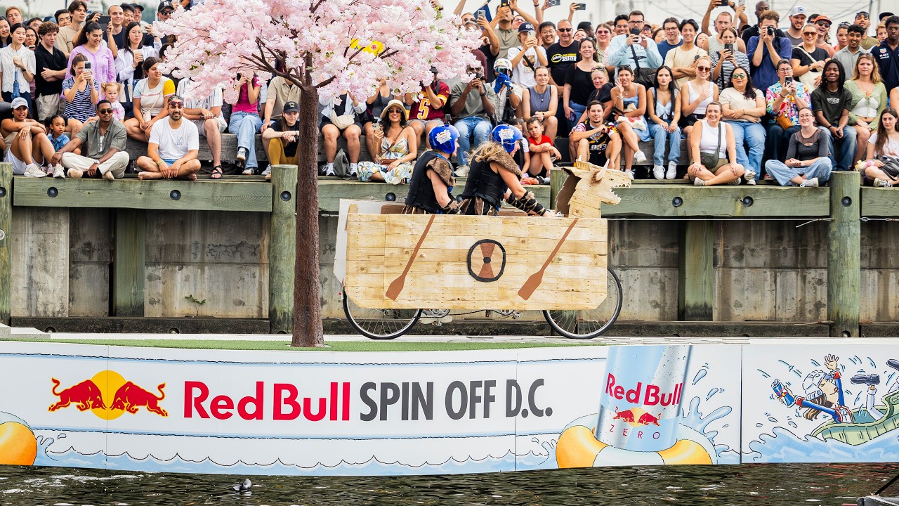 Red Bull Spin Off Washington D.C. - INSANE FUNNY Tandem Bike Challenge ЁЯШВ background