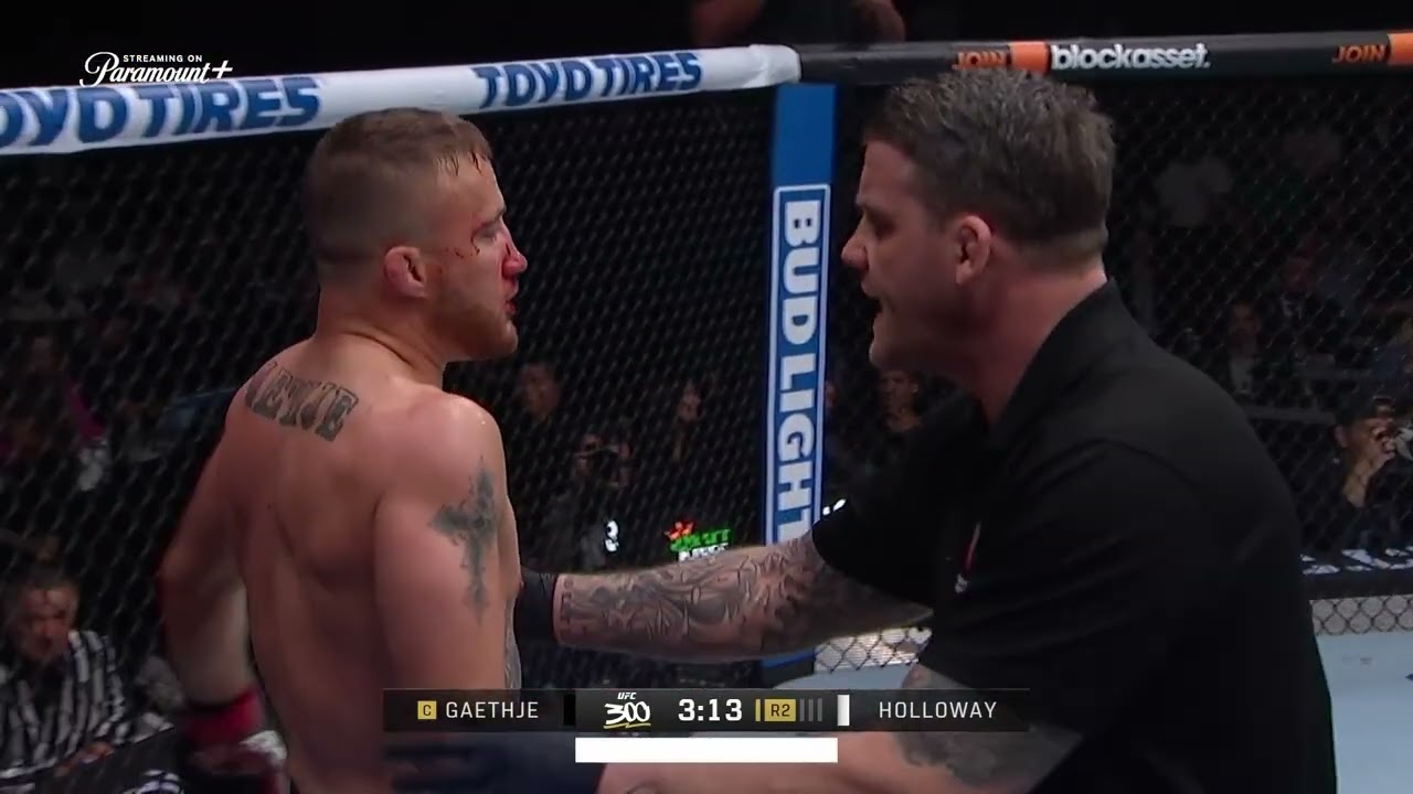 Max Holloway vs Justin Gaethje | Full Fight | UFC 329 background
