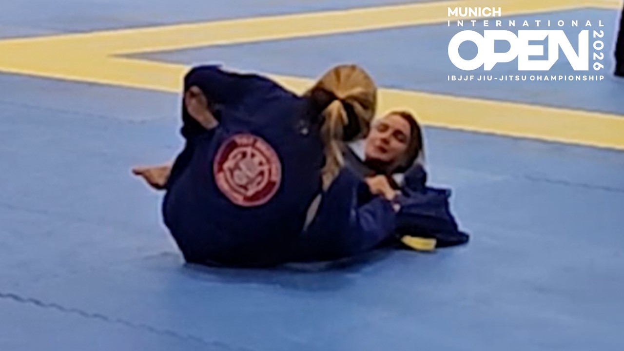 Tatiana Leonova vs Nathalie Touson / Munich Open 2026 background