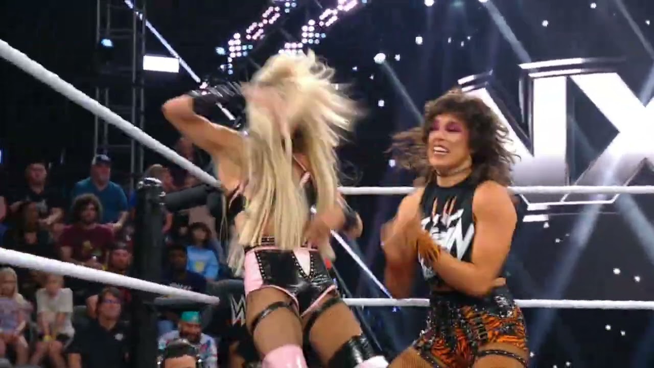 WWE NXT LIZZY RAIN VS THEA HAIL VS IZZI DAME VS LAYLA DIGGS 07/07/26 background