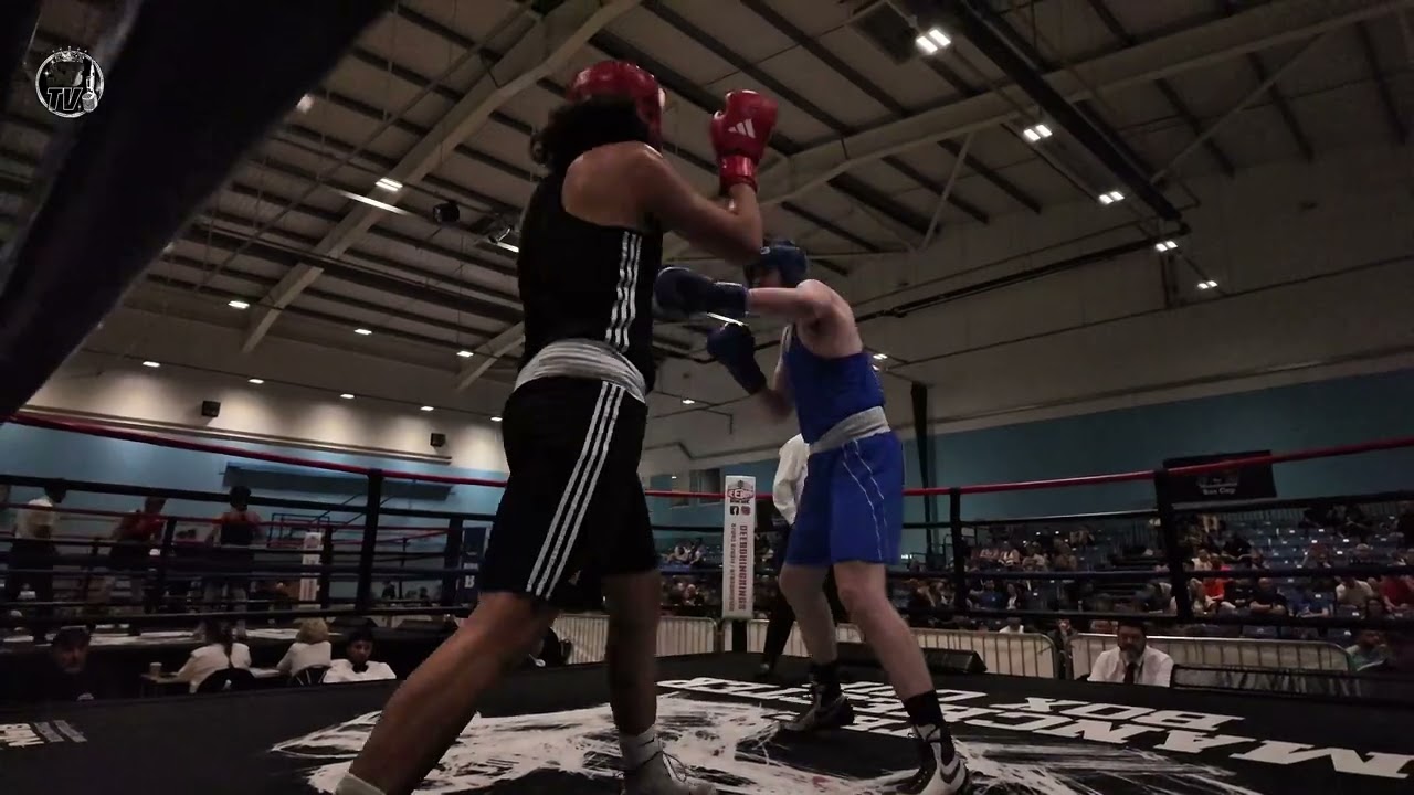 90+kg ….AGE 15 #heavyweight #heavyweightboxing background