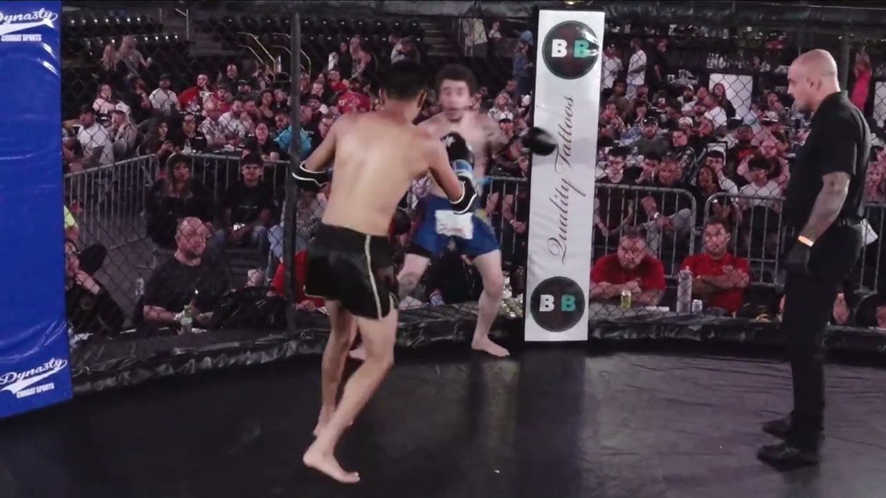 Marquiz Barraza vs. Kamron Lawson — Split Decision background