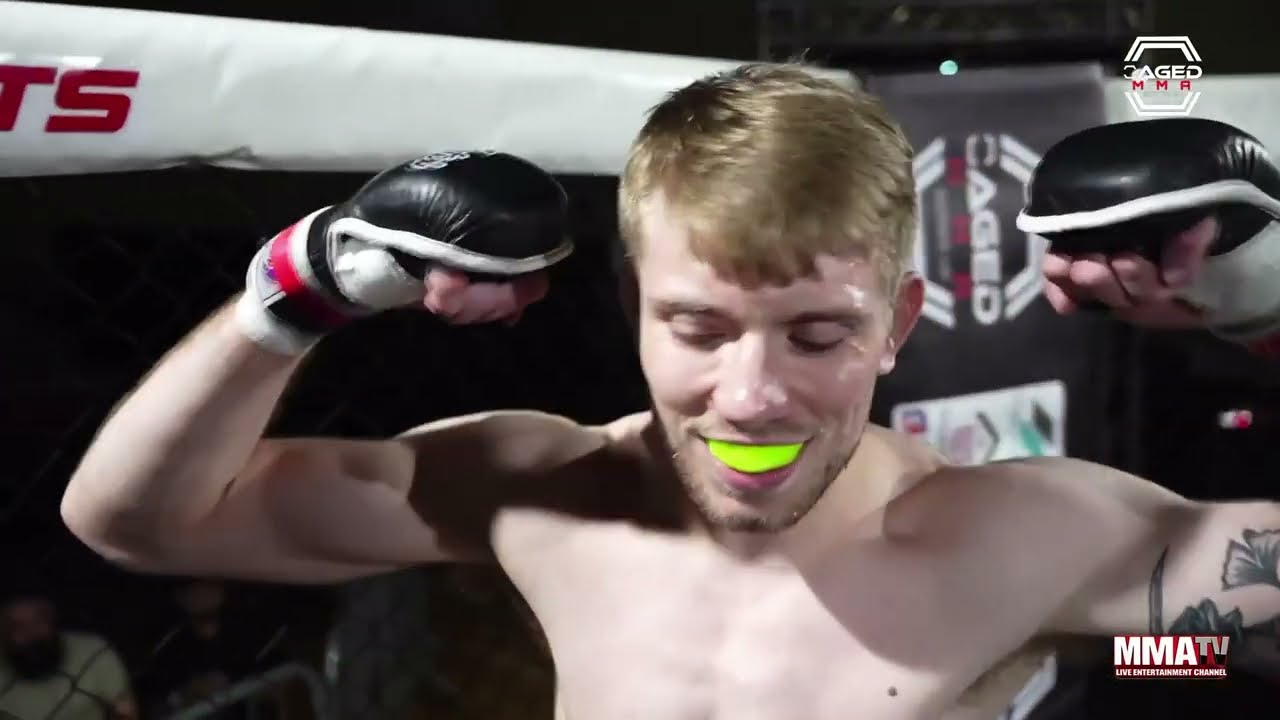 Josh Sharpe vs Grzegorz Pawlaczek | FULL FIGHT | CAGED KARNAGE background