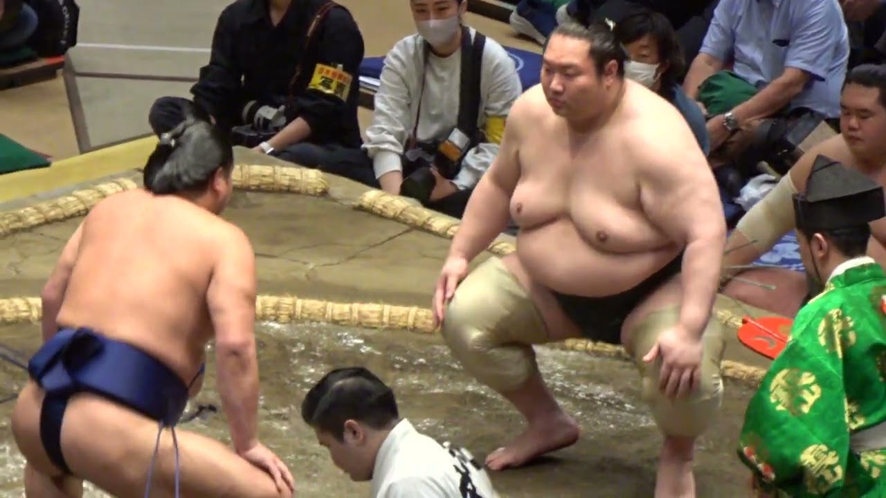 白鷹山 vs 羽出山【大相撲令和8年5月場所】15日目 HAKUYOZAN vs HATSUYAMA【SUMO MAY DAY15】2026/05/24 background