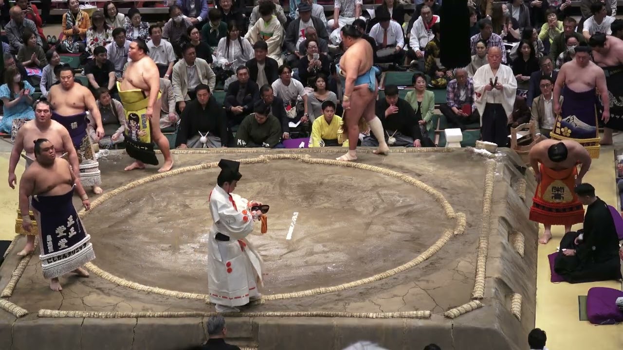 4K 幕内土俵入り 【大相撲令和8年5月場所】13日目 【SUMO MAY DAY13】2026/05/22 background