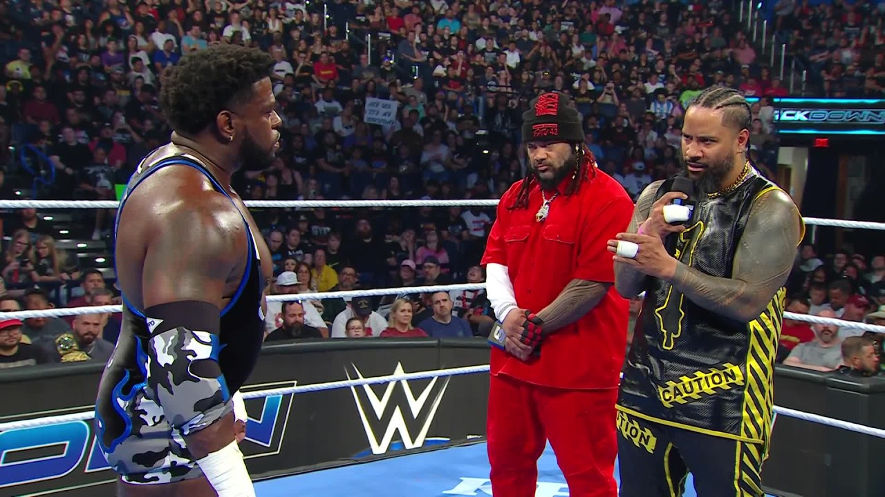 Royce Keys powers Jimmy Uso out of the ring: SmackDown highlights, July 10, 2026 background